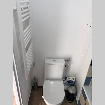 Apartment Studio Port De Proche Des Plages Hyeres